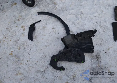 2018 Land Rover Range Rover Evoque Se/Se Premium z USA, uszkodzony, nr VIN SALVP2RX9JH288772